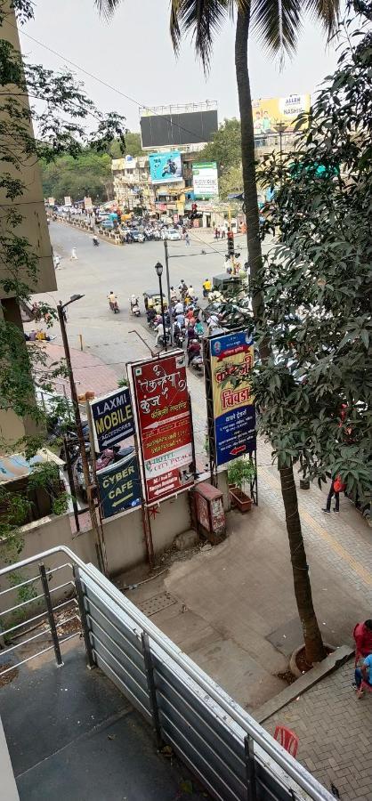 City Palace Hotel होटल सिटी पैलेस Нашик Екстериор снимка